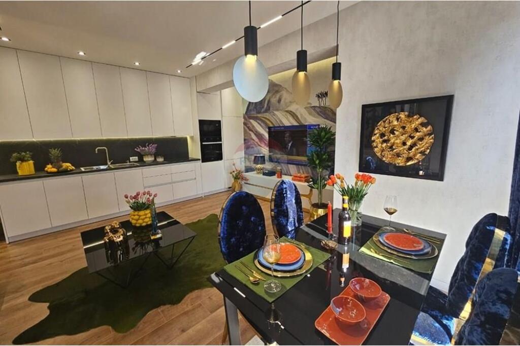 Appartamento 2+1 in vendita a 21-Dhjetori!