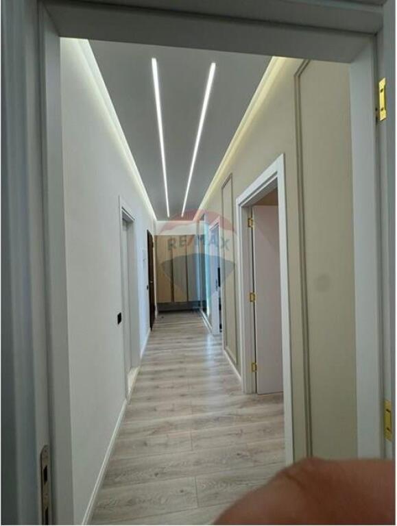 Apartament - Për Shitje - Shkozë, Tiranë (ID: 530261059-313)