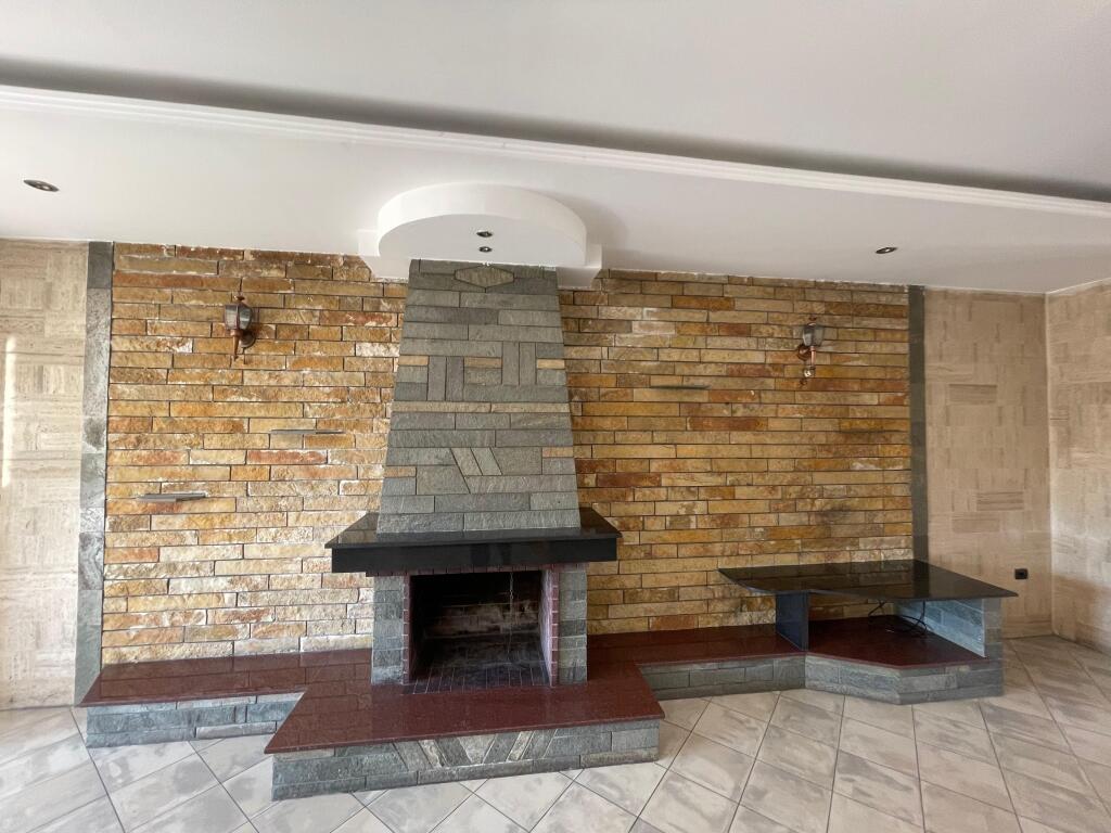 Appartamento 3+1+2 in affitto in Via Mihal Grameno