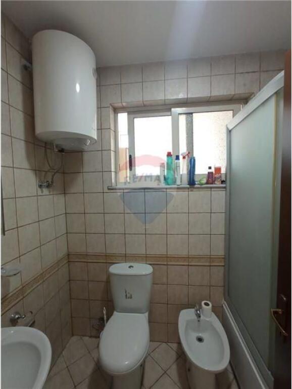 APARTAMENT PER QIRA 2+1 PRANE FAKULTETIT TE GJUHEVE TE HUAJA