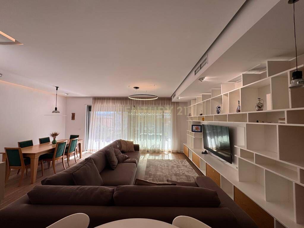 Vilë 3 - kateshe me qira ne kompleksin 'Olive Grove', Mullet, 5 min larg TEG 2,500 € /Muaj