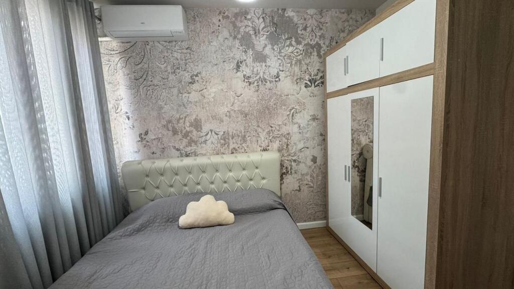 Apartament 2+1 per qera tek Rruga e Elbasanit!