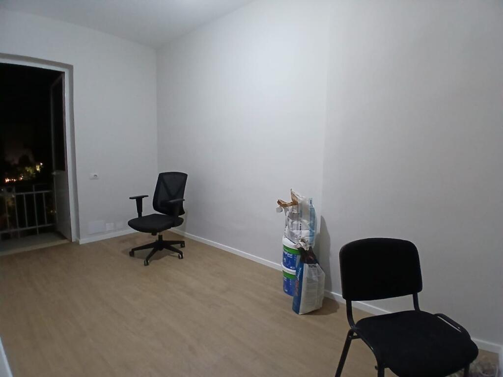 Jepet Me Qera Apartament 2+1+1 Ballkon