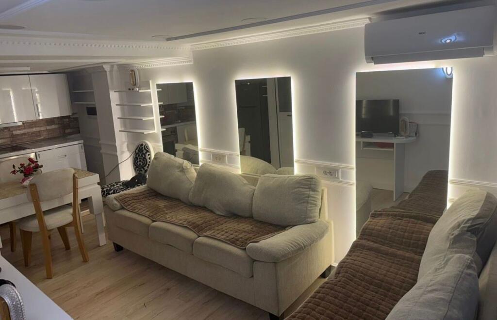 Piccolo duplex in blocco in affitto!