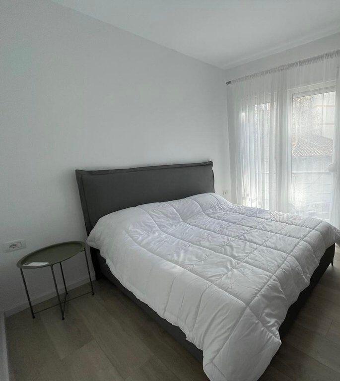 AFFITTASI APPARTAMENTO 2+1 IN VIA BOGDANEV