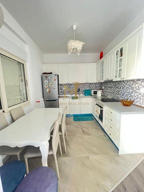 SUPER APARTMENT 2+1+2 FOR SALE WITH PARKING SPOT AT "PERLA RESORT" LALZ BAY