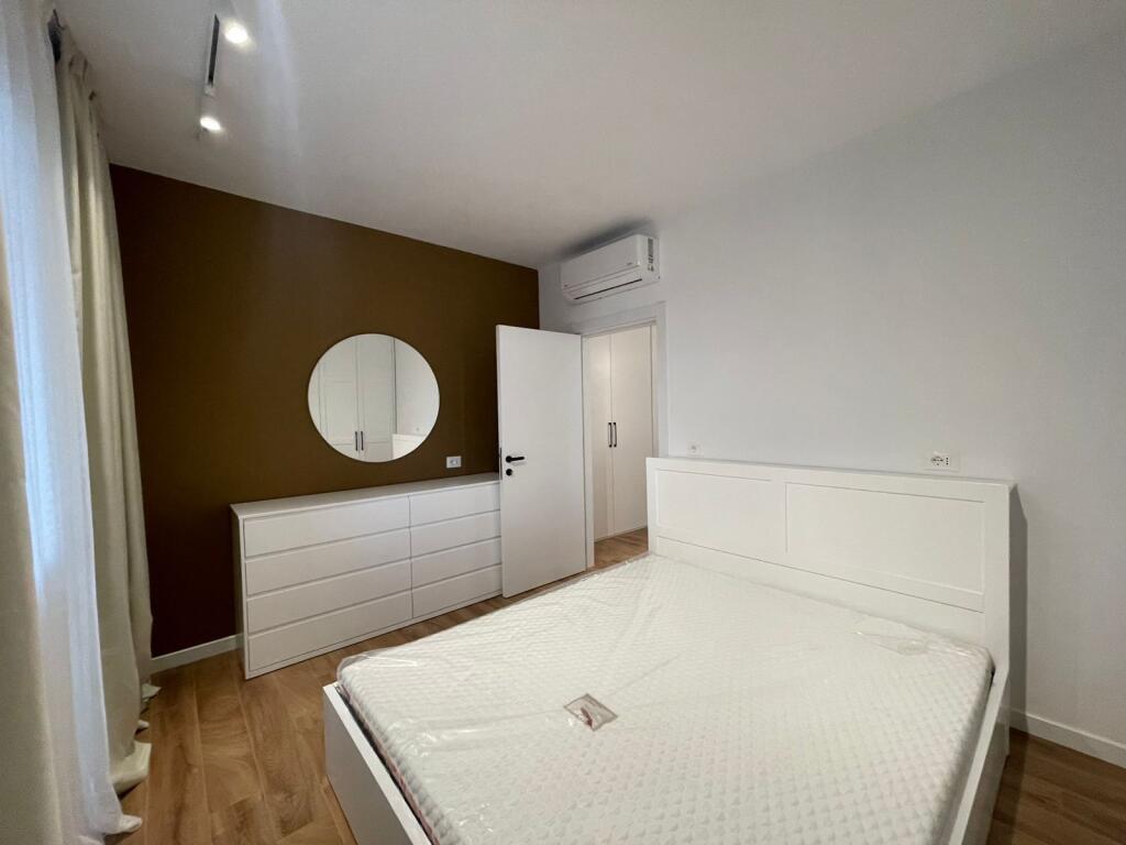 1+1 for rent at Willson Square