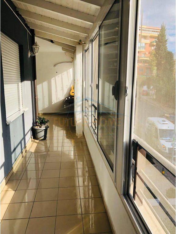 Shitet, Apartament 2+1+2 ne Fresk