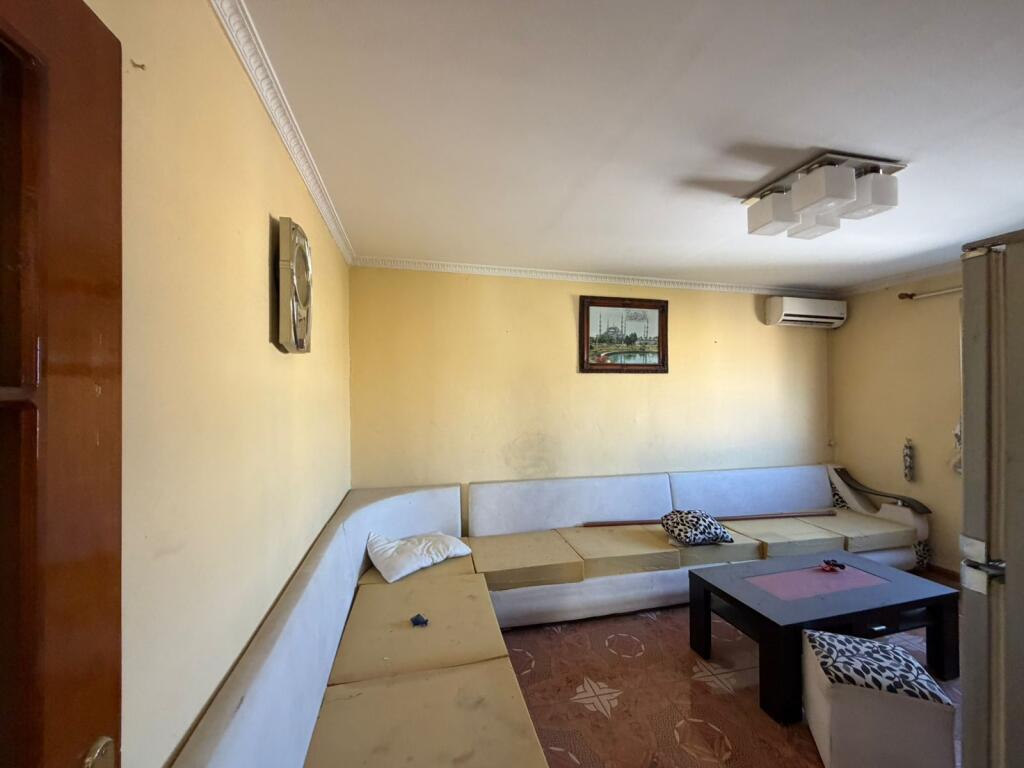 2+1 apartment for sale in Laprake (Near Kmw)