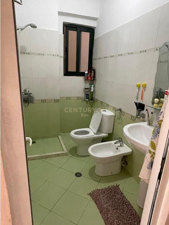 JEPET ME QIRA APARTAMENT 2+1+2 NE DURRES !