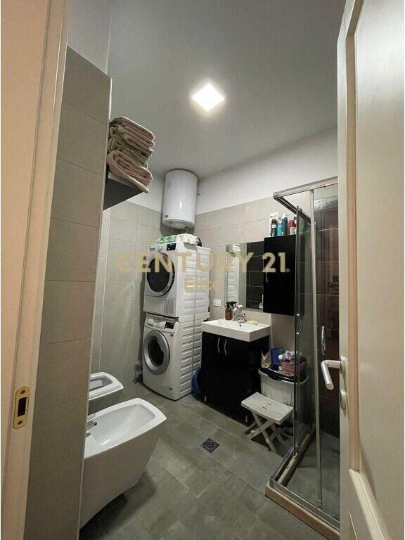 APARTAMENT 1+1 ME QIRA TE KOMPLEKSI DELIJORGJI! 750 € /Muaj