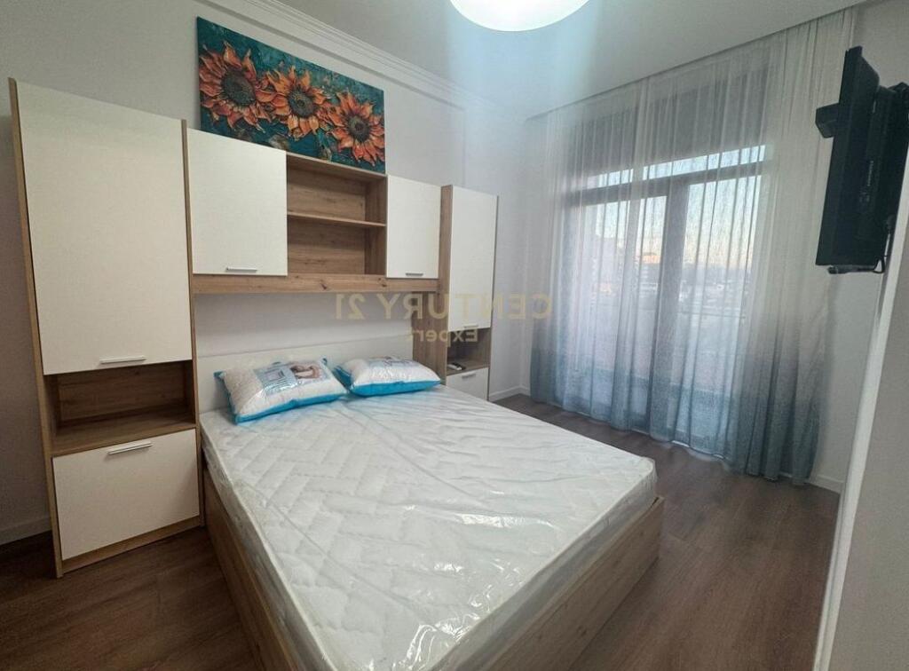 We rent a 2+1 apartment near the former customs.