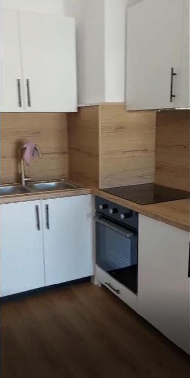 Apartament 1+1 Me Qira në Ali Demi,Tek Kompleksi Kadiu, Tiranë