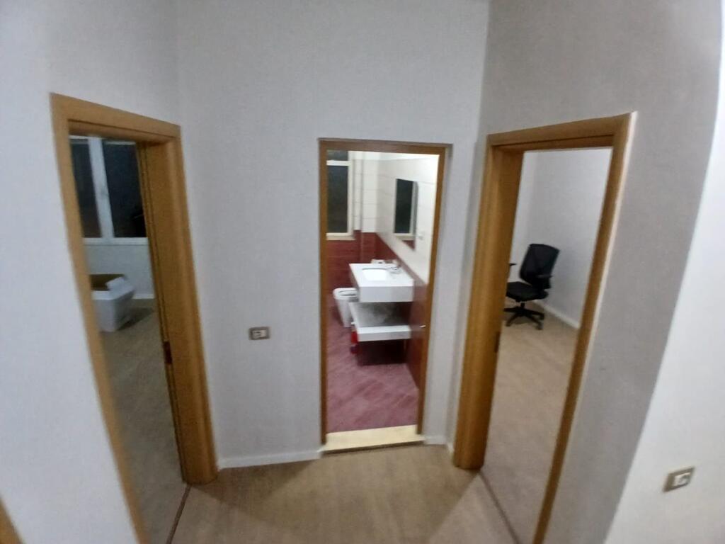Jepet Me Qera Apartament 2+1+1 Ballkon