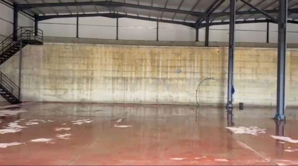 WAREHOUSE FOR RENT ON THE TIRANA - DURRES HIGHWAY