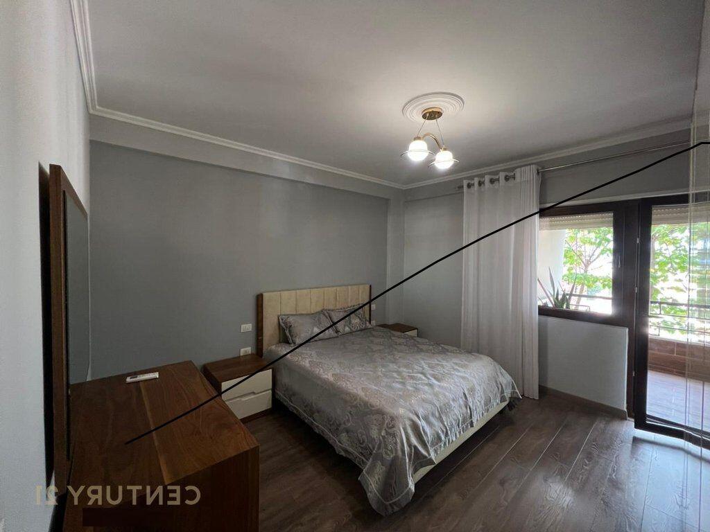 Apartment 2+1+storage for sale in the Botanical and Zoological Garden area, Tirana.