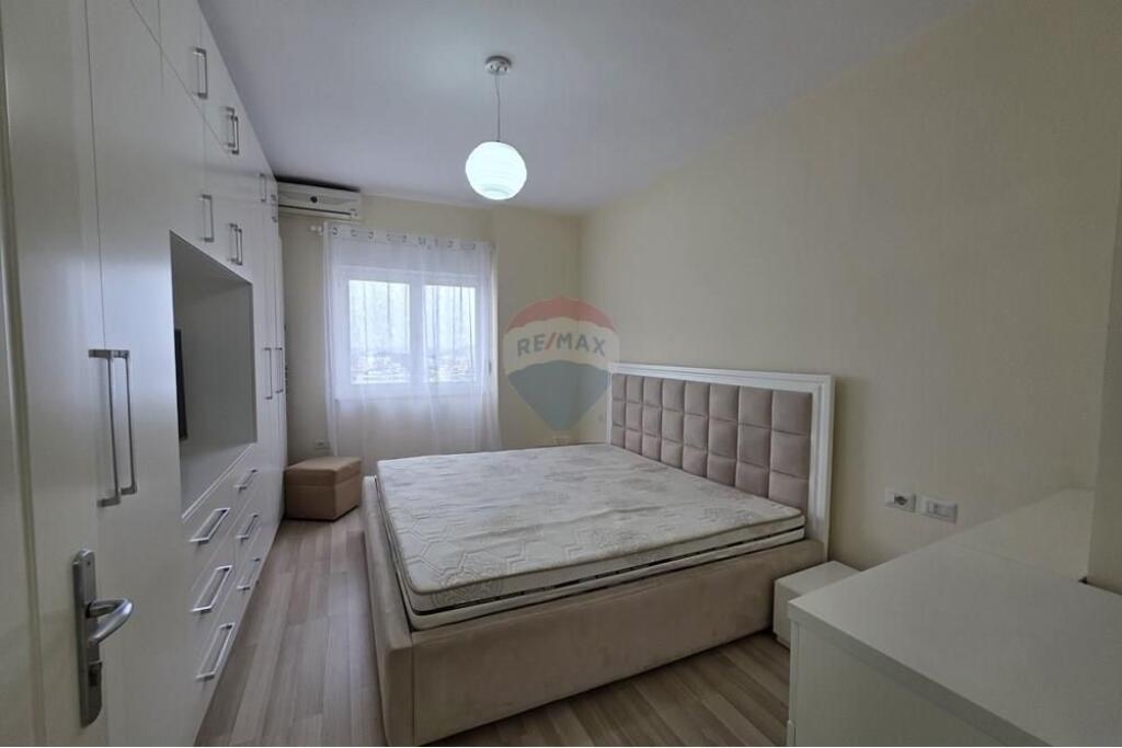 APARTAMENT 2+1+2 PER QIRA NE QENDER