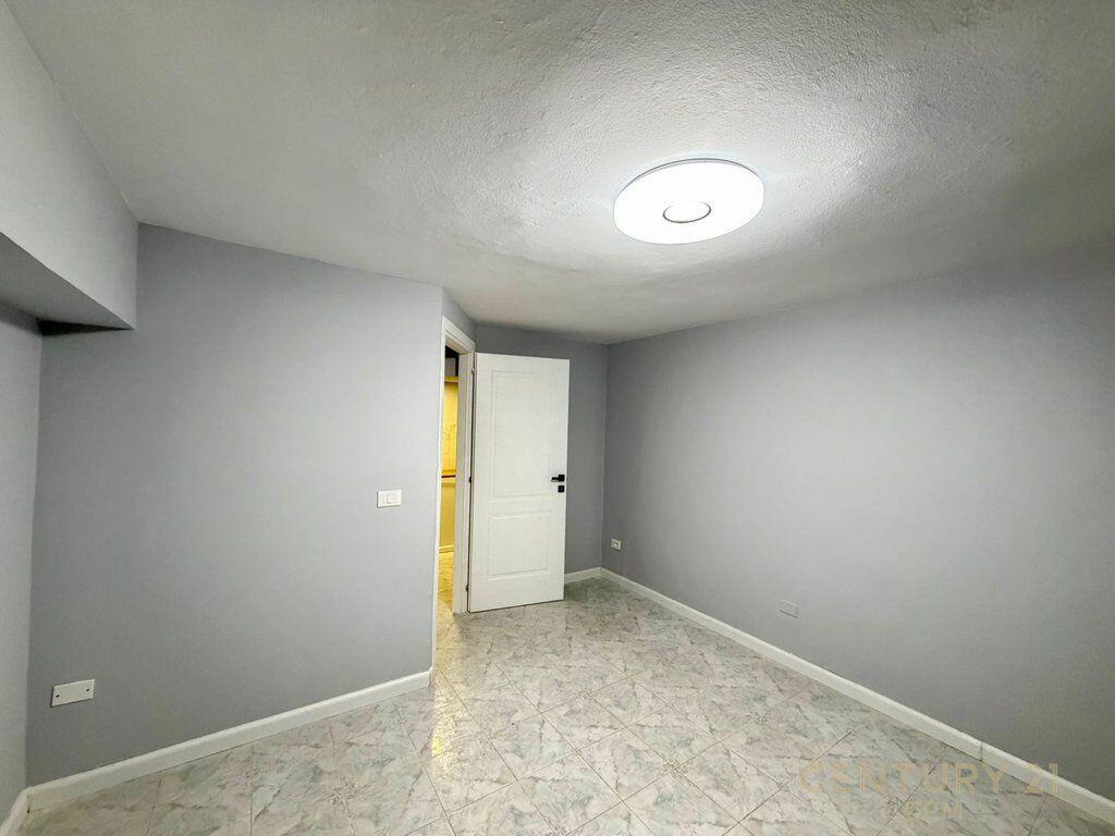 AMBIENT PER ZYRA PRANE SHESHIT SKENDERBEJ! 800 € /Muaj