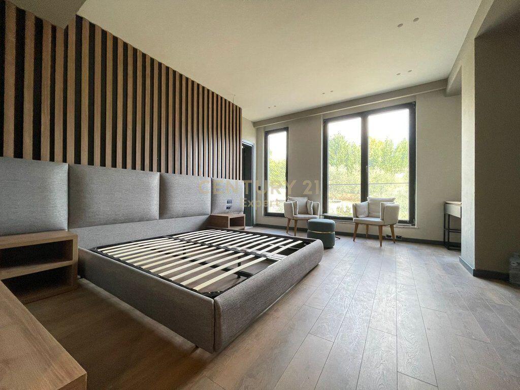 SHESIM RESORT NE PERIFERI TE TIRANES