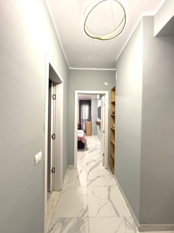 Apartament me qera Orikum