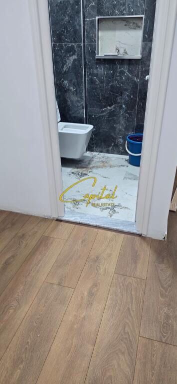 VENDESI APPARTAMENTO 2+1+2 PROCURA DI TIRANA 218.000 EURO