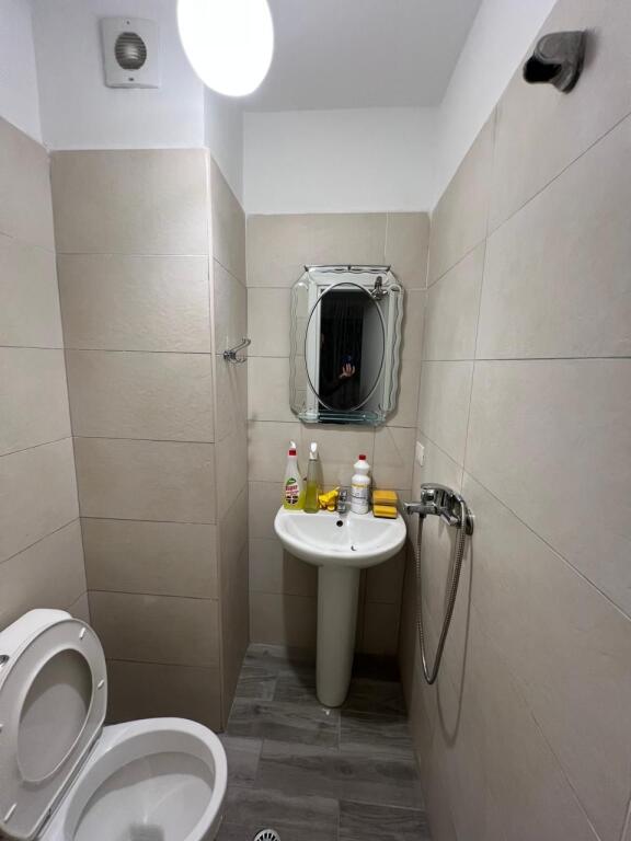 Jepet me qira apartament 2+1+2