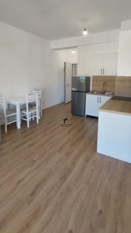 APARTAMENT ME QERA 1+1 ALI DEMI 43.000 LEKE