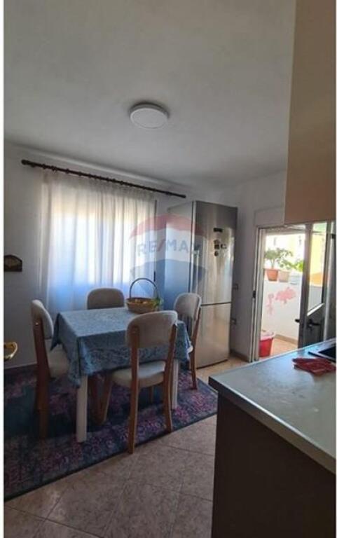 Apartament - Për Shitje - Materniteti i Ri, Tiranë (ID: 530191025-229)