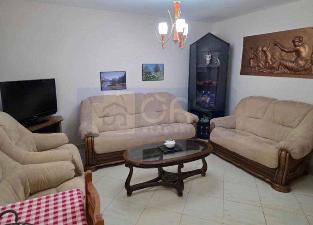 Jepet me qera Apartament 2+1 tek Siri kodra