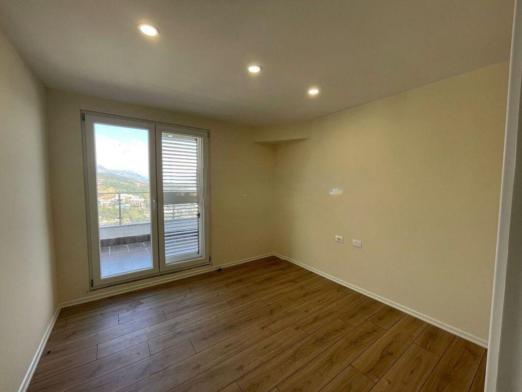 WE SELL DUPLEX 3+1+2 IN FRESK! 190,000 €