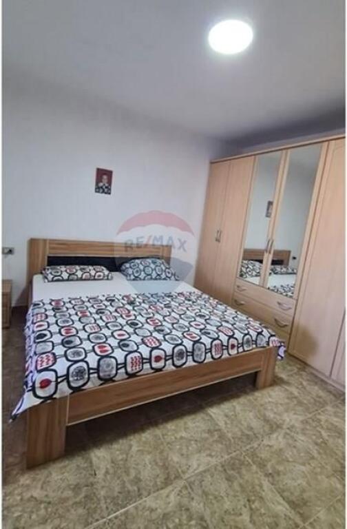 Apartament - Për Shitje - Materniteti i Ri, Tiranë (ID: 530191025-229)