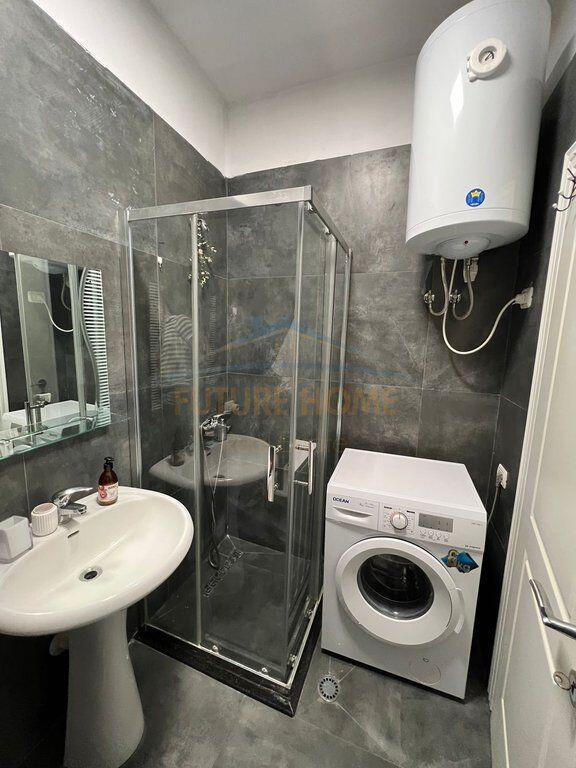 Shitet, Apartament 1+1, Unaza e Re.