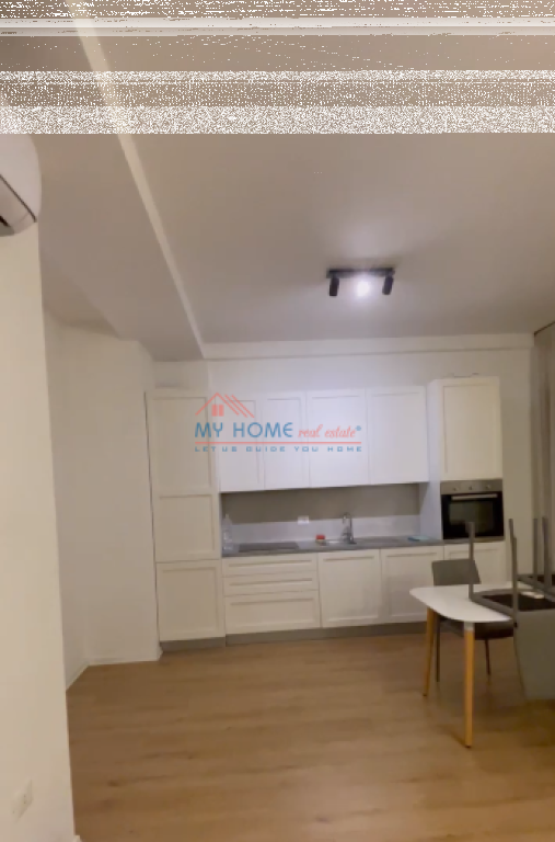 Appartamento 2+1+Posto auto presso il Complesso Contact a Tirana