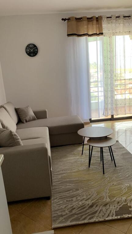 Appartamento 2+1 in affitto vicino a Grand Gallery, Yzberisht