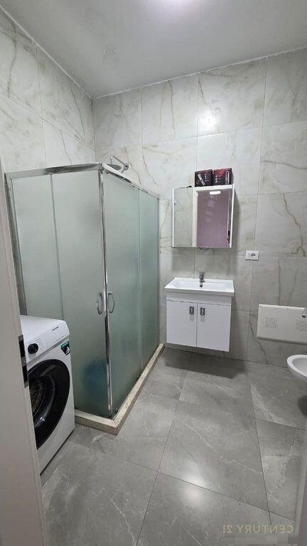 Jepet  apartament 2+1 ne Mangalem, Ali Demi