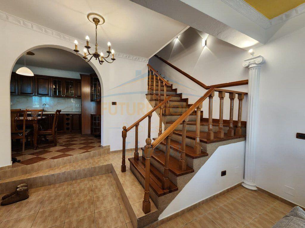 Qera, Shtepi Private, Misto Mame, Tirane.