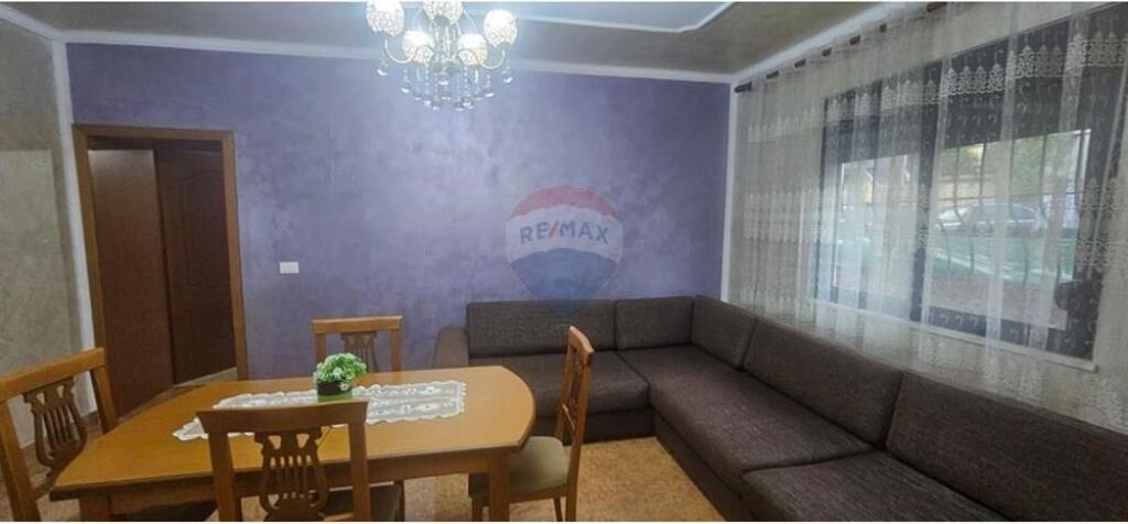 Apartament - Për Shitje - Rruga Ali Demi, Tiranë