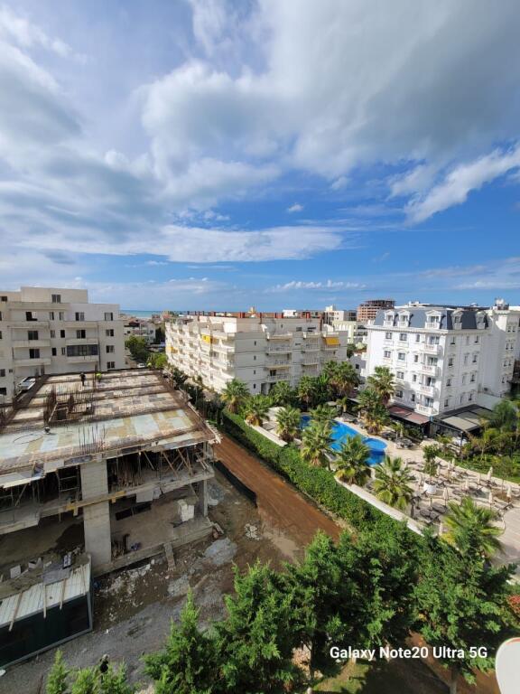 🌅 Papafingo unike në zemër të Golemit,me pamje nga deti!(Ekskluzive)