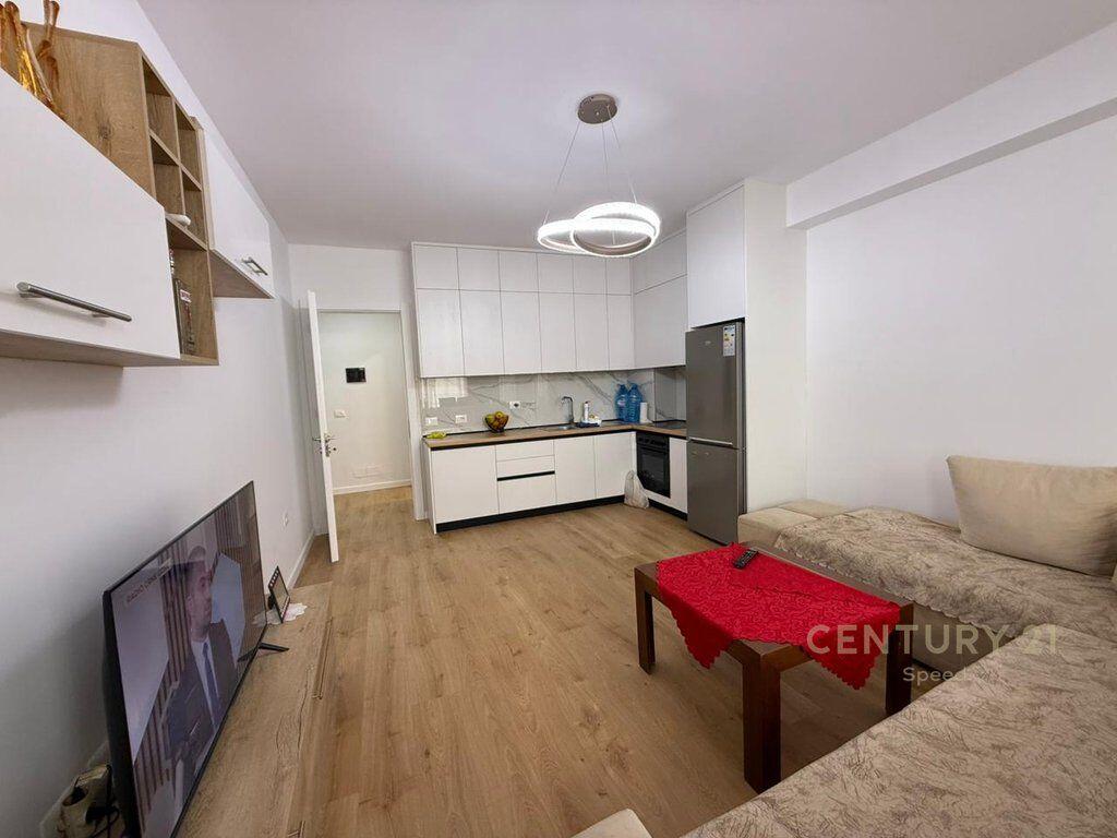 Apartament 2+1+2 për shitje në Astir!! 155,000 €
