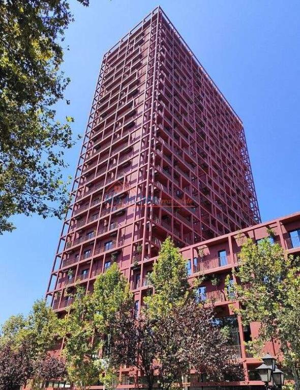 Zyre me qera tek Garden Building ne Tirane