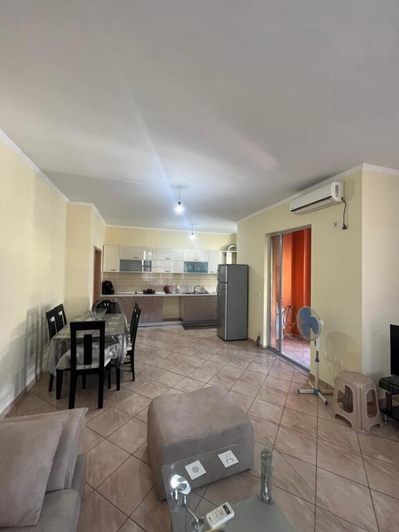 For sale, 2+1 Apartment, Poligrafiku, Tirane