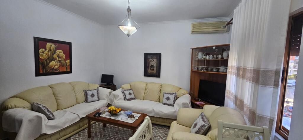 Apartment for Rent in Xhamllik