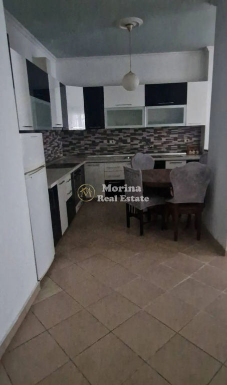 Qera, Apartament 2+1, 450 euro/muaj