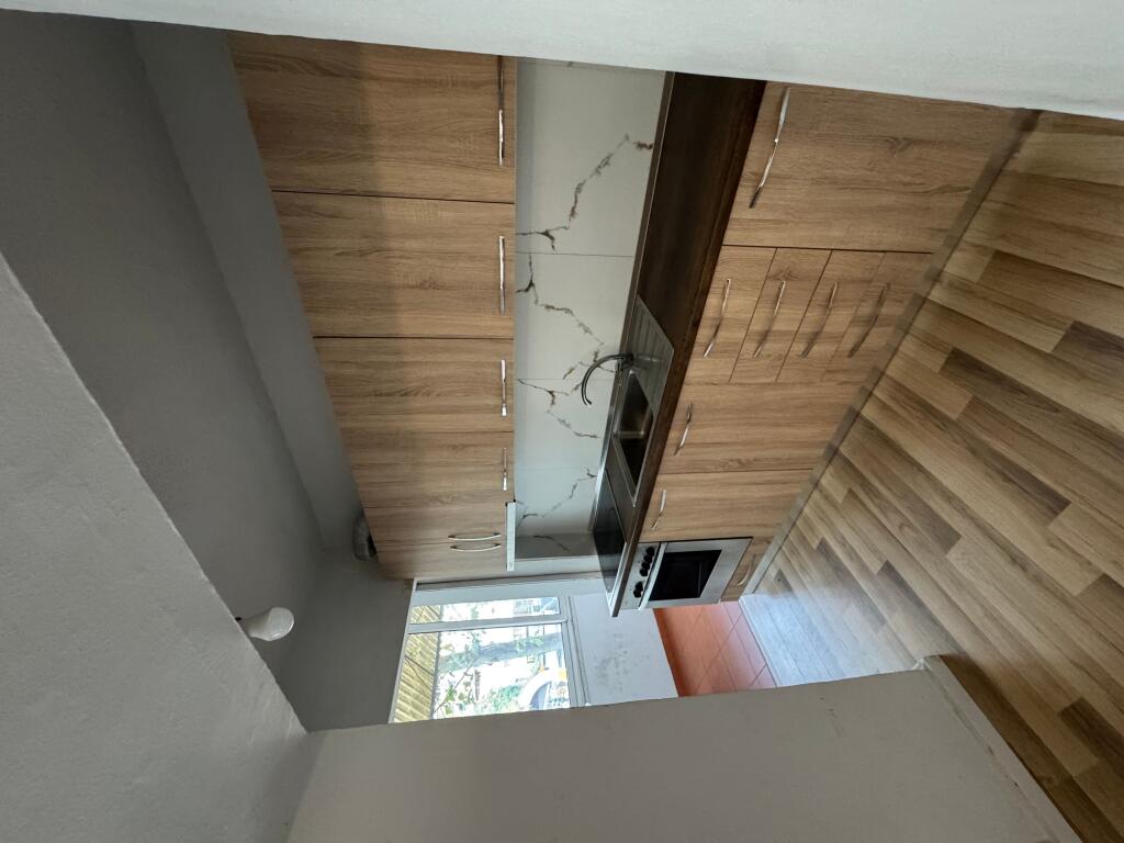 Appartamento 1+1 in affitto presso Harry Fultz