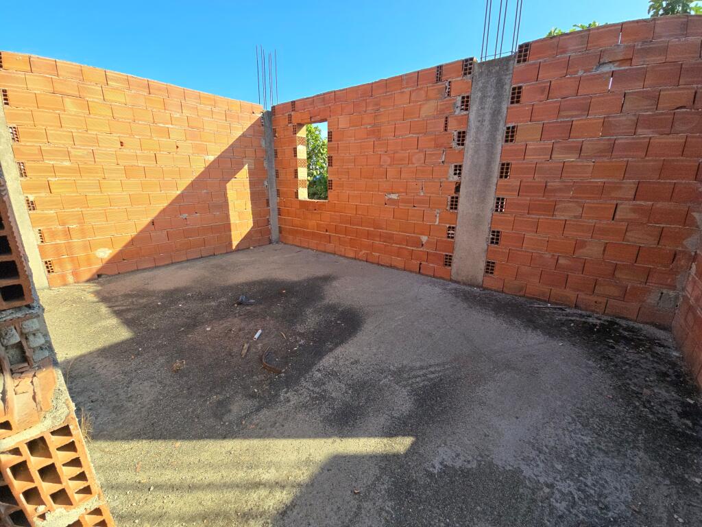 SHITET NDERTESE 1 KATESHE KARABINA NE KENETE DURRES