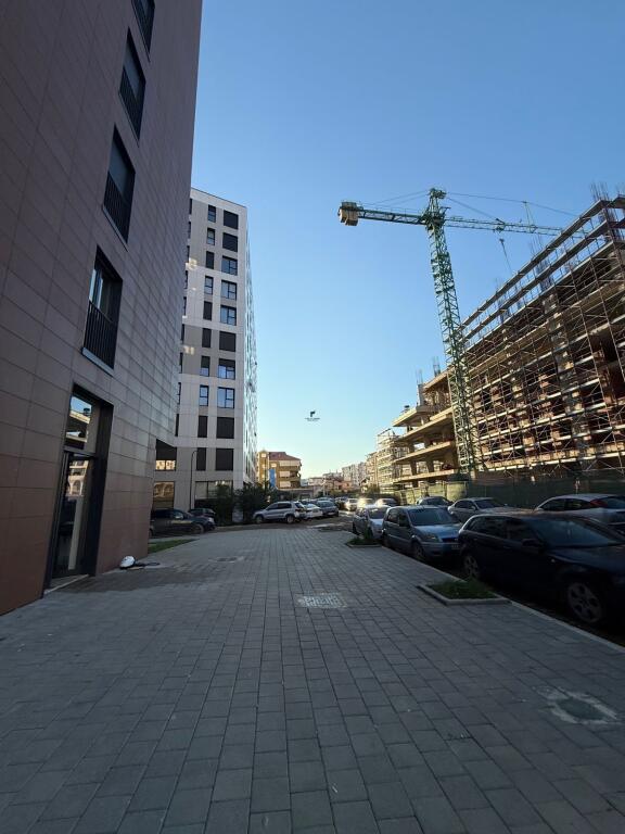 SHOP FOR RENT 67 M2 NEW BOULEVARD 700 EURO
