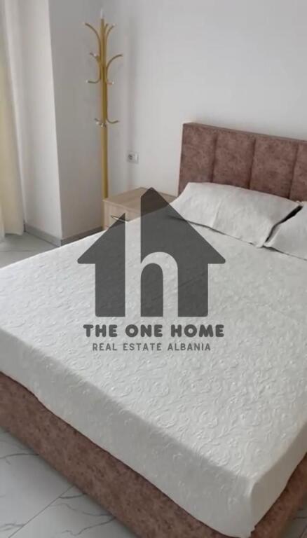 Qera 1+1 Zogu Zi .Sapo mobiluar