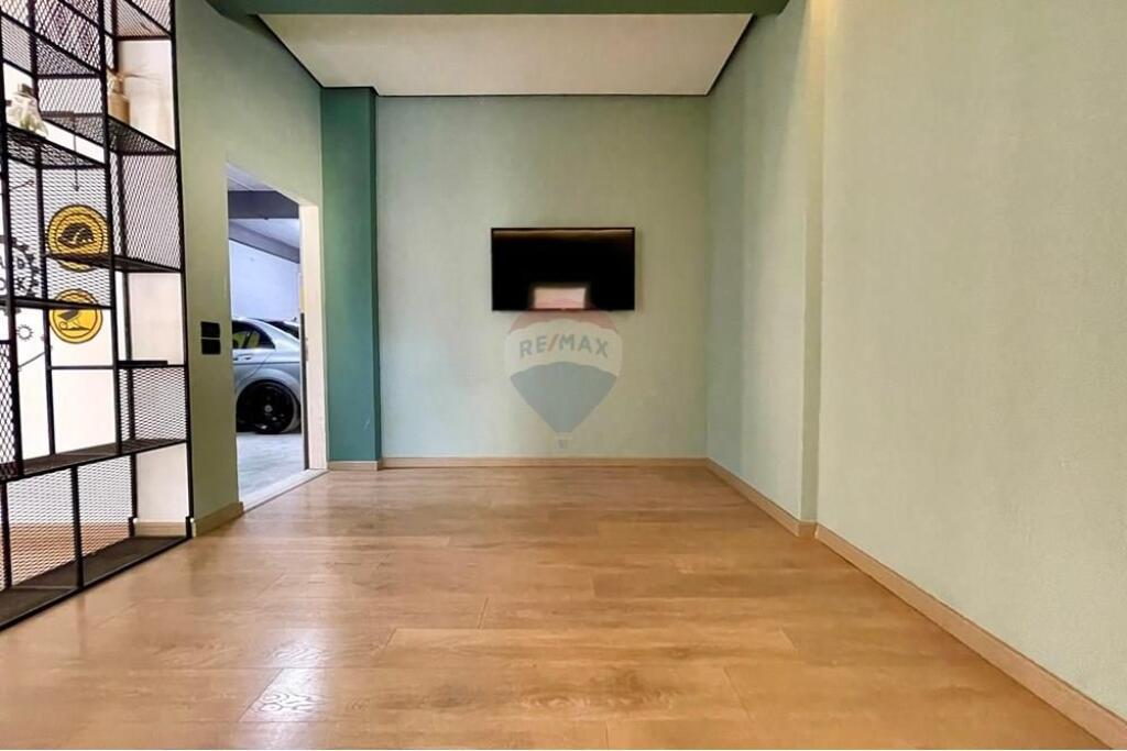 Njesi Komerciale per qira tek Liqeni i Thate!