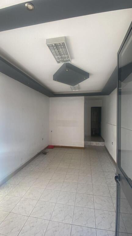 Shop for sale in the center of Durres – 2 minutes from the train station!