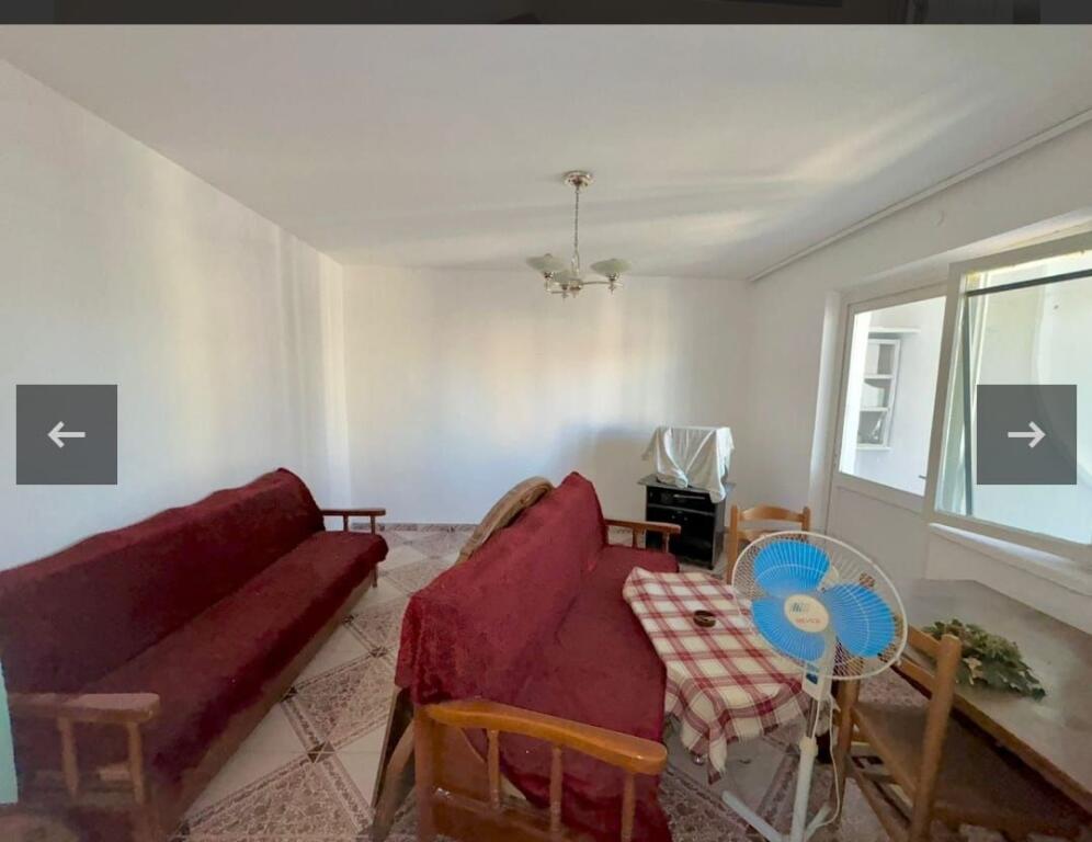 Shitet apartament 2+1,pak m nga shetitorja”Josif Budo”,Kavaje
